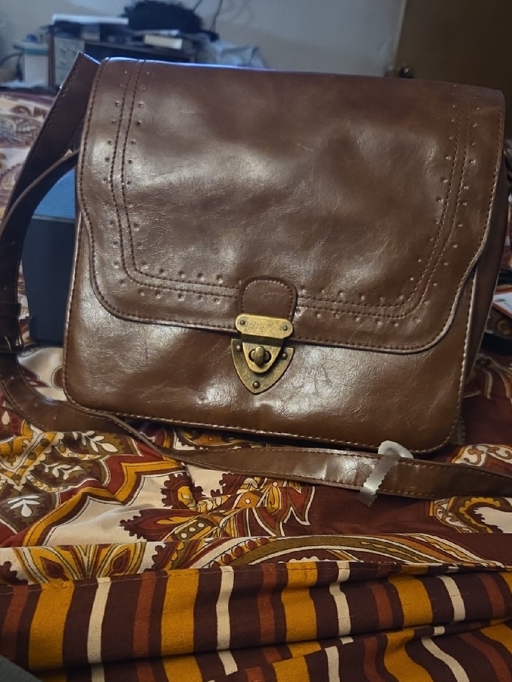 Mossimo Supply Co. Brown Leather Messenger Bag with Brass-Tone Clasp